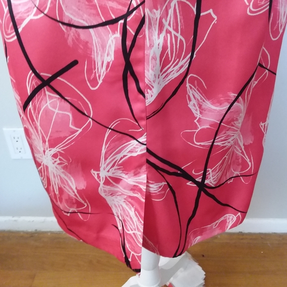 NWT Merona Pink and Black Halter Style Dress with Floral Design - Picture 11 of 13